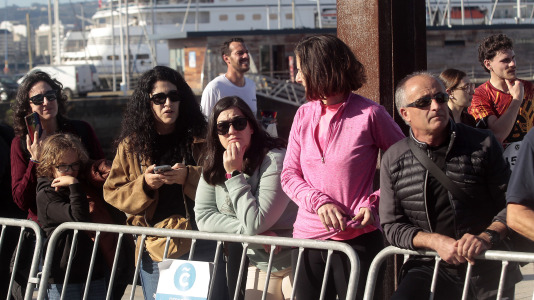 Casi 2.000 personas participaron en el recorrido de 10 kilómetros entre Oleiros y A Coruña