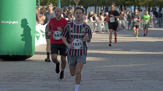 Casi 2.000 personas participaron en el recorrido de 10 kilómetros entre Oleiros y A Coruña