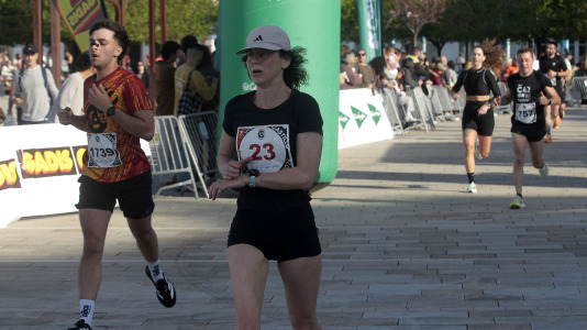 Casi 2.000 personas participaron en el recorrido de 10 kilómetros entre Oleiros y A Coruña