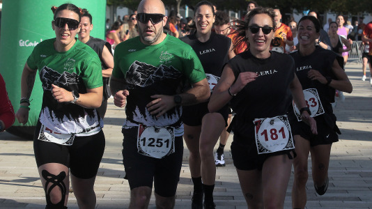 Casi 2.000 personas participaron en el recorrido de 10 kilómetros entre Oleiros y A Coruña