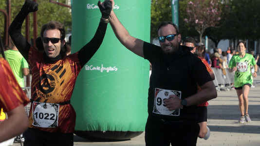 Casi 2.000 personas participaron en el recorrido de 10 kilómetros entre Oleiros y A Coruña