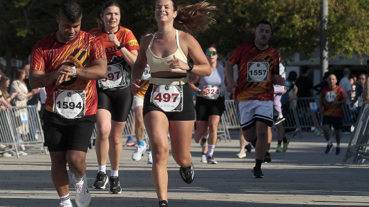 Casi 2.000 personas participaron en el recorrido de 10 kilómetros entre Oleiros y A Coruña