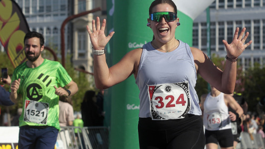 Casi 2.000 personas participaron en el recorrido de 10 kilómetros entre Oleiros y A Coruña