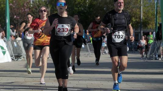 Casi 2.000 personas participaron en el recorrido de 10 kilómetros entre Oleiros y A Coruña