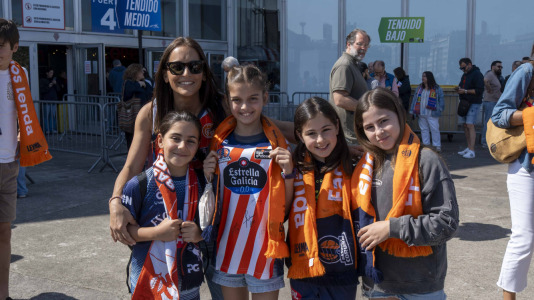 Galería de afición Básquet Coruña-Gipuzkoa