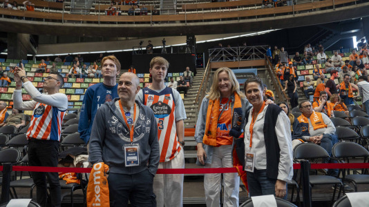 Galería de afición Básquet Coruña-Gipuzkoa