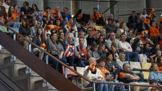 Galería de afición Básquet Coruña-Gipuzkoa