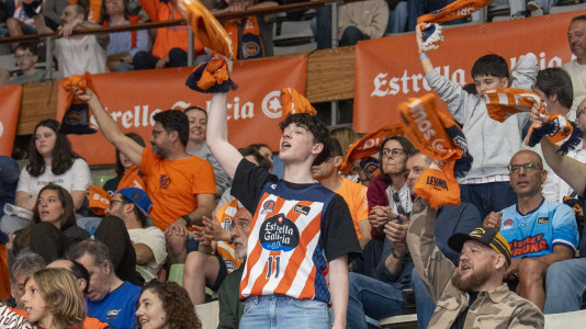 Galería de afición Básquet Coruña-Gipuzkoa
