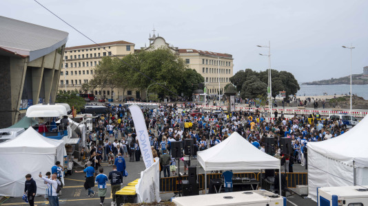 Casi 29.000 espectadores se dieron cita en Riazor para celebrar el Día de las Peñas y el triunfo blanquiazul