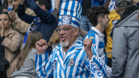 Casi 29.000 espectadores se dieron cita en Riazor para celebrar el Día de las Peñas y el triunfo blanquiazul
