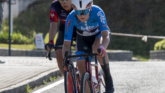 Paso de la Vuelta Ciclista a España femenina por A Coruña