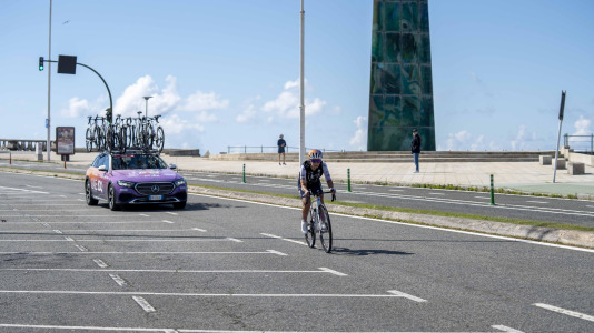 Paso de la Vuelta Ciclista a España femenina por A Coruña