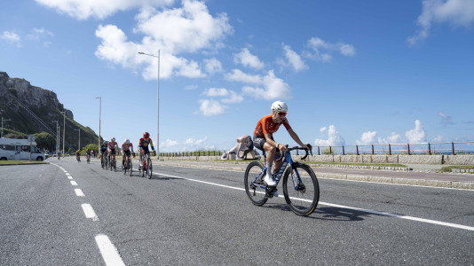 Paso de la Vuelta Ciclista a España femenina por A Coruña