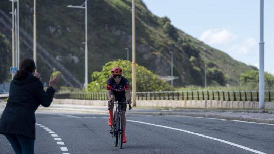 Paso de la Vuelta Ciclista a España femenina por A Coruña