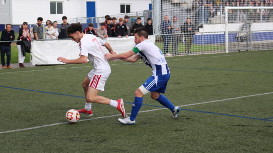 Equipo y afición celebraron sobre el césped de A Gándara