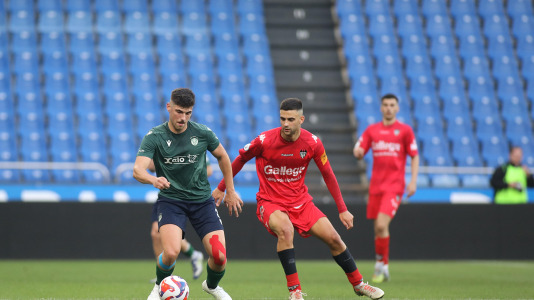 El gol de Denis dio al San Tirso su cuarto título