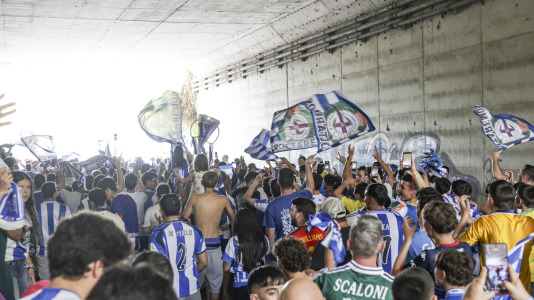 Cientos de blanquiazules alentaron al equipo