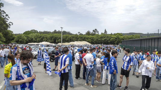 Cientos de blanquiazules alentaron al equipo