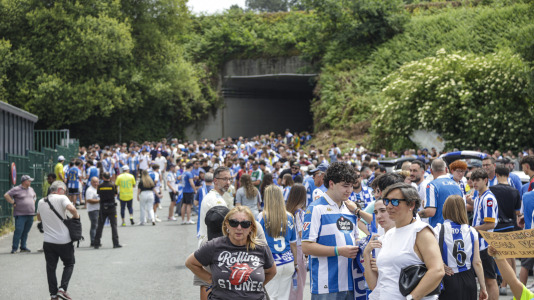 Cientos de blanquiazules alentaron al equipo