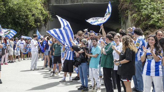 Cientos de blanquiazules alentaron al equipo