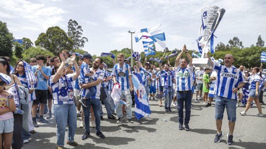Cientos de blanquiazules alentaron al equipo