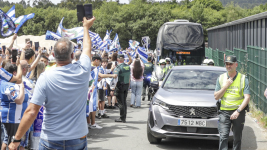 Cientos de blanquiazules alentaron al equipo