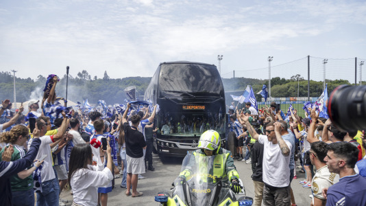 Cientos de blanquiazules alentaron al equipo