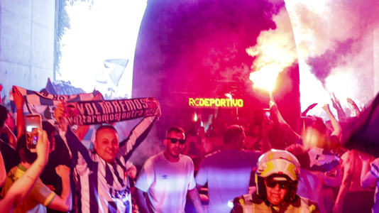 Cientos de blanquiazules alentaron al equipo