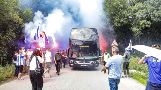 Cientos de blanquiazules alentaron al equipo