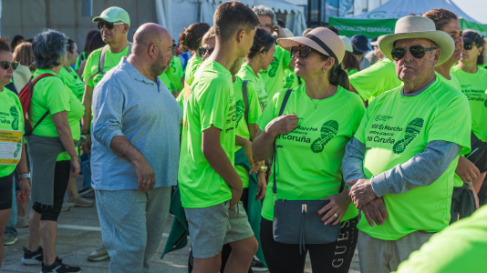 Corredores de todas las edades participaron en la prueba solidaria por las calles de A Coruña