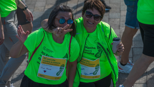 Corredores de todas las edades participaron en la prueba solidaria por las calles de A Coruña