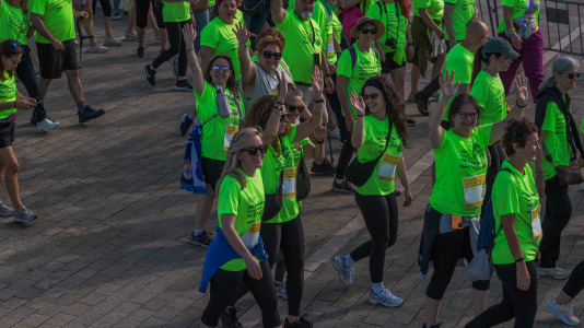 Corredores de todas las edades participaron en la prueba solidaria por las calles de A Coruña
