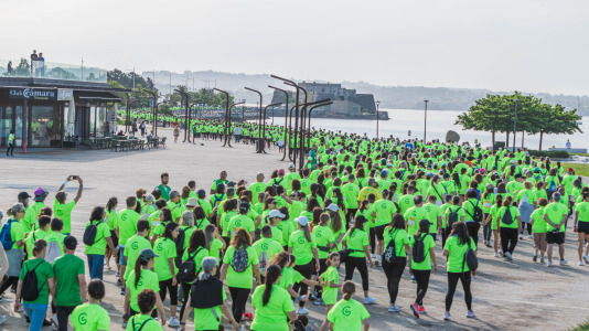 Corredores de todas las edades participaron en la prueba solidaria por las calles de A Coruña