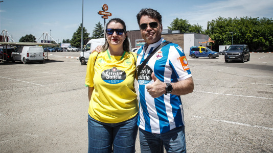 La afición blanquiazul toma las calles pucelanas en la previa al encuentro