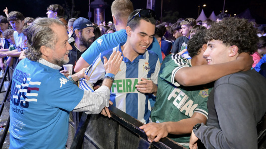 Miles de deportivistas, con Juan Carlos Escotet a la cabeza, disfrutaron antes y celebraron después con la plantilla en una noche para la historia