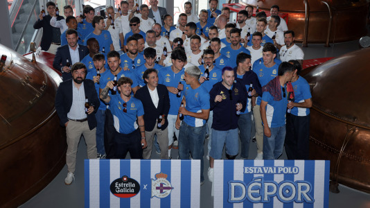 La plantilla blanquiazul visitó este lunes el Espacio Avenida y el museo MEGA en A Grela