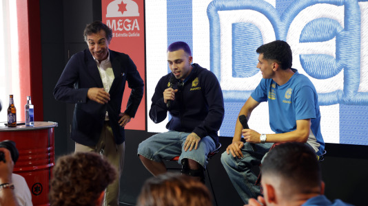 La plantilla blanquiazul visitó este lunes el Espacio Avenida y el museo MEGA en A Grela