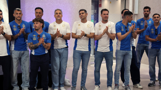 La plantilla blanquiazul visitó este lunes el Espacio Avenida y el museo MEGA en A Grela