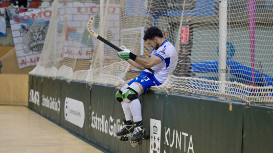 Los verdiblancos ganaron por 4-1 y pusieron el primer punto de la eliminatoria en el Palacio de los Deportes de Riazor