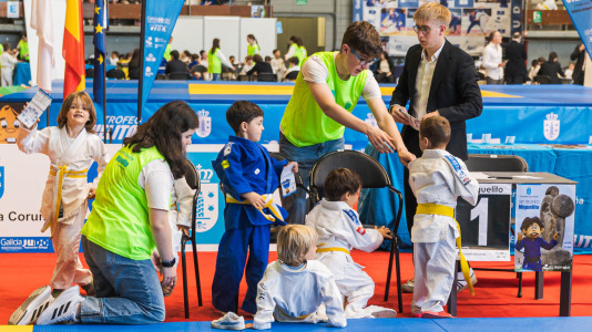El torneo de judo de categorías base que rinde homenaje a Miguel Ángel López Pérez se celebró en el Coliseum