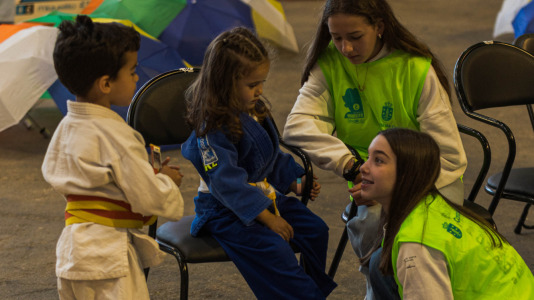 El torneo de judo de categorías base que rinde homenaje a Miguel Ángel López Pérez se celebró en el Coliseum