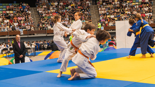 El torneo de judo de categorías base que rinde homenaje a Miguel Ángel López Pérez se celebró en el Coliseum