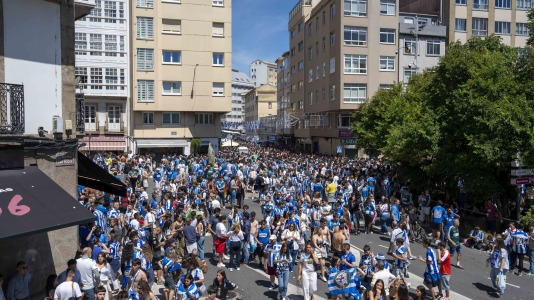 La afición del Dépor en la calle San Juan