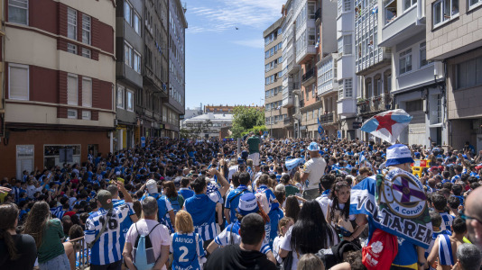 La afición del Dépor en la calle San Juan