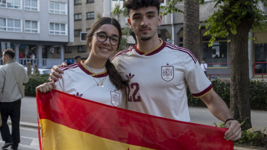 Gran ambiente en la previa del España-Irak que se celebró en Riazor