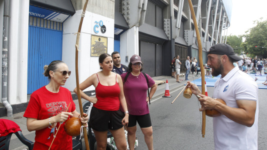 El entorno del estadio de Riazor y las playas acogieron una amplia variedad de actividades
