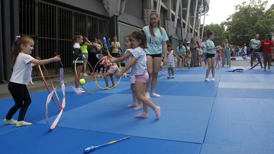 El entorno del estadio de Riazor y las playas acogieron una amplia variedad de actividades