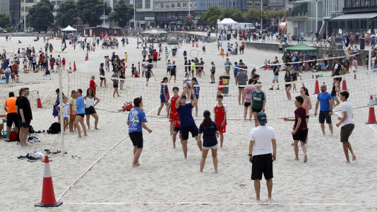 El entorno del estadio de Riazor y las playas acogieron una amplia variedad de actividades