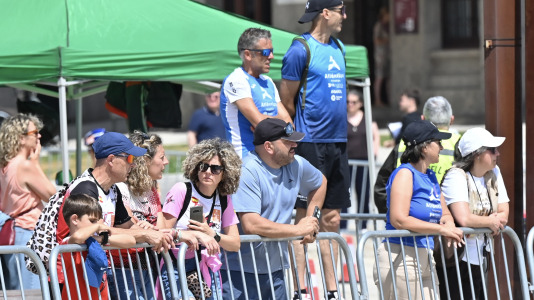 Espectacular ambiente en las pruebas de los campeonatos de España este sábado en la ciudad herculina