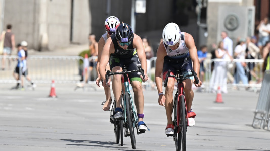 Espectacular ambiente en las pruebas de los campeonatos de España este sábado en la ciudad herculina